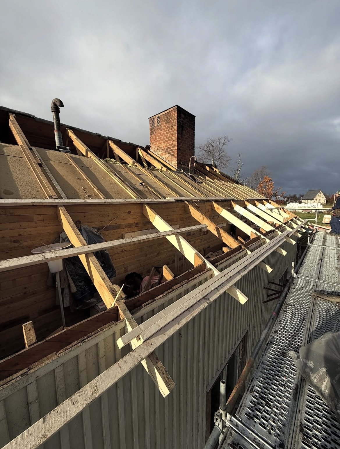 Takbyte med nytt undertak och klimatanpassad beläggning